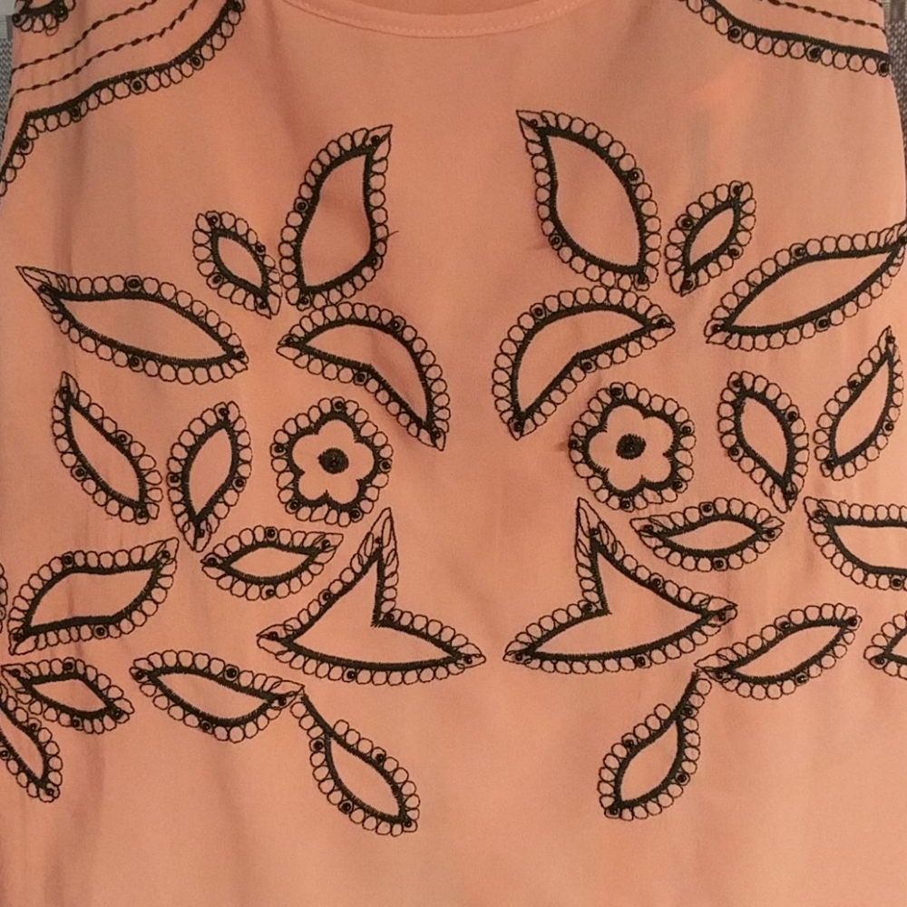 š£Pink blouse - Picture 2 of 5
